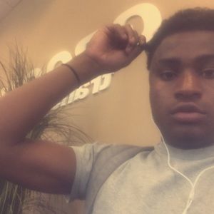 Meet your Posher, Dillon